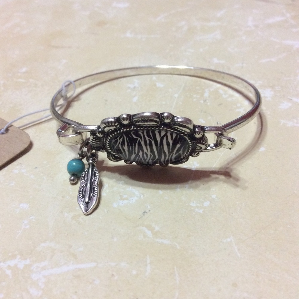 Medallion Bracelet